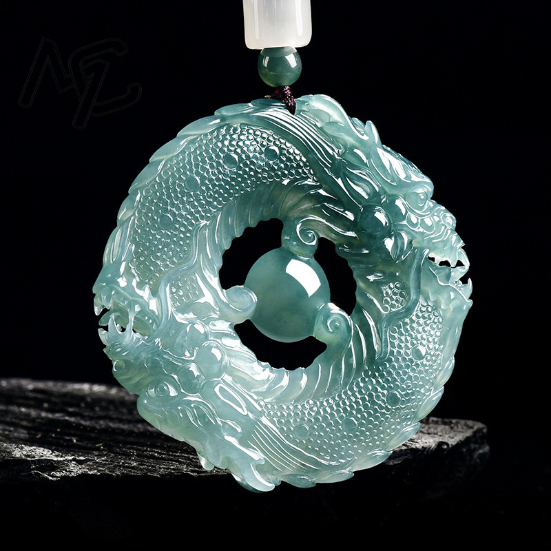 Collier pendentif en jade bleu - Jewelry & Watches Vitopoulos Reviews avis et prix