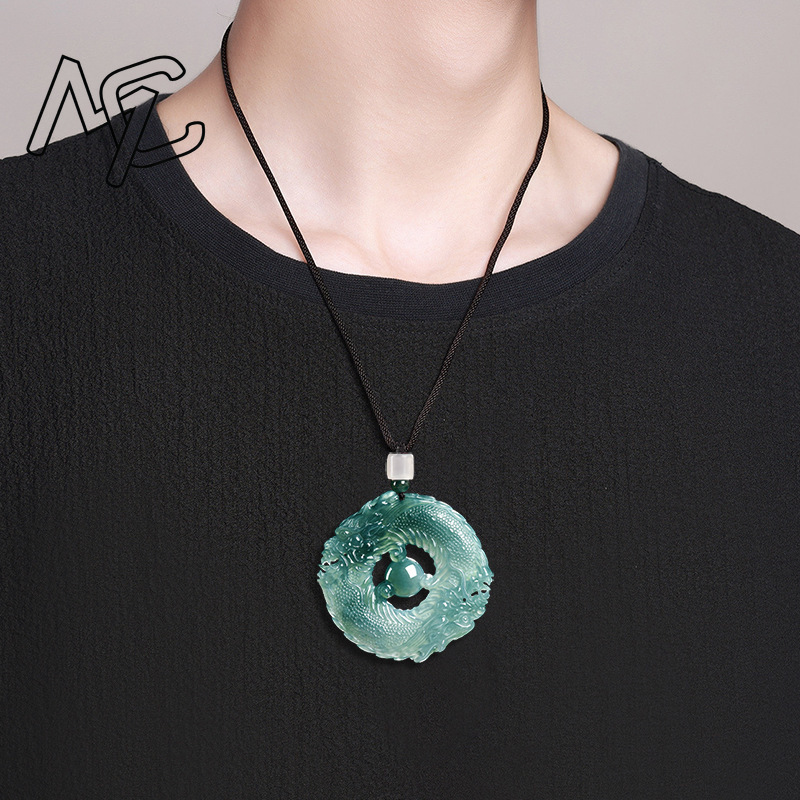 Collier pendentif en jade bleu - Jewelry & Watches Vitopoulos Reviews avis et prix