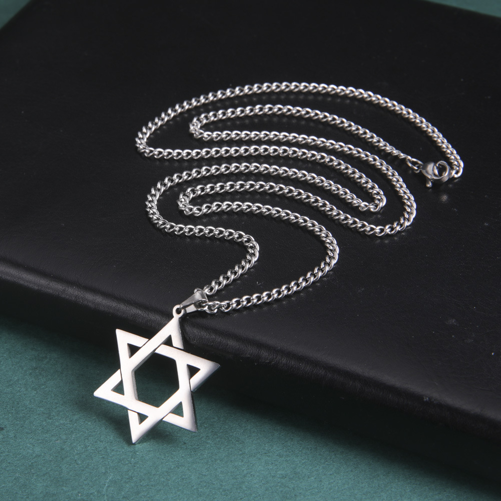Collier pendentif étoile de Da - Jewelry & Watches Vitopoulos Reviews avis et prix